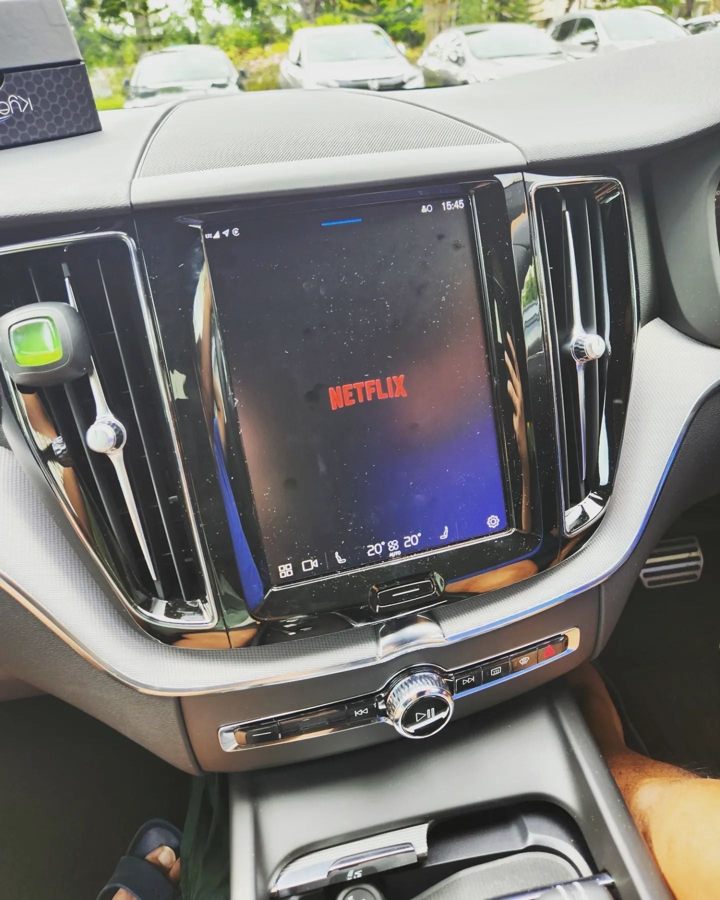 Youtube & Netflix AI-Box per Volvo