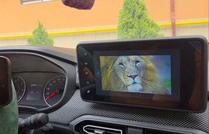 Boîte AI YouTube et Netflix pour Dacia